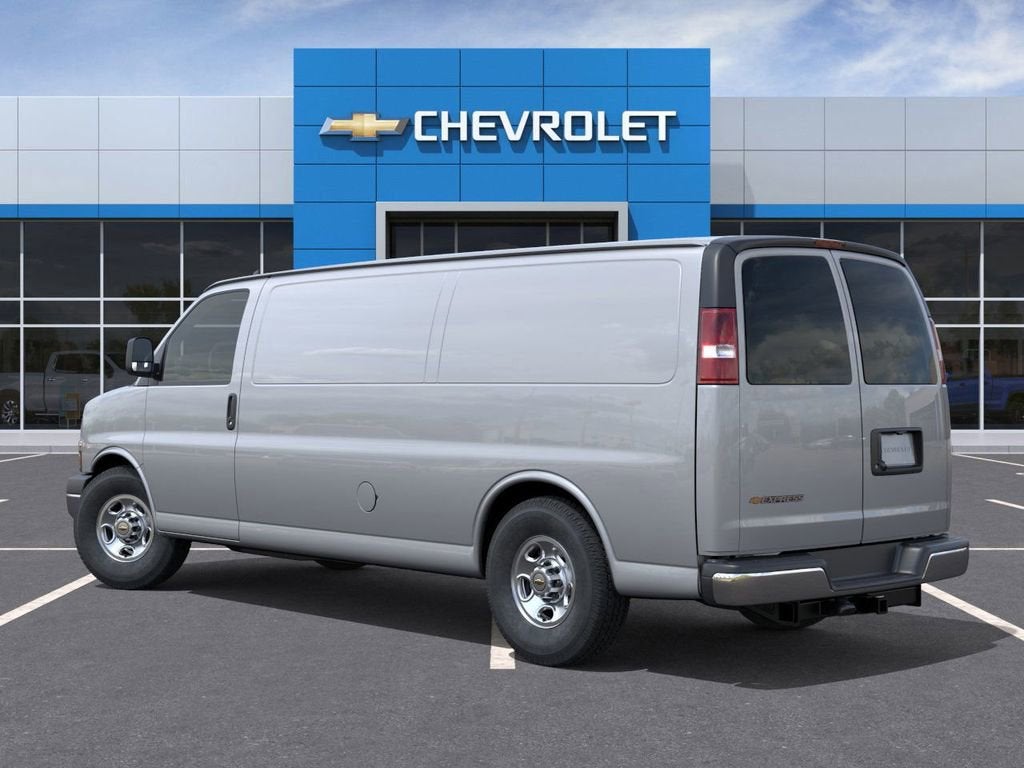 2025 Chevrolet Express Cargo WT