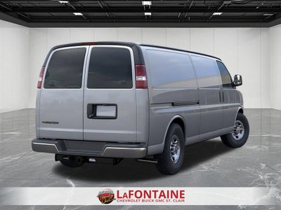 2025 Chevrolet Express Cargo WT