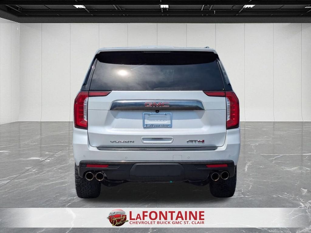2022 GMC Yukon XL AT4