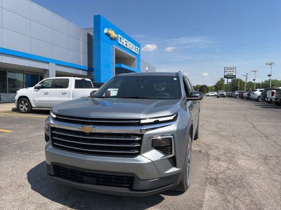 2024 Chevrolet Traverse LT
