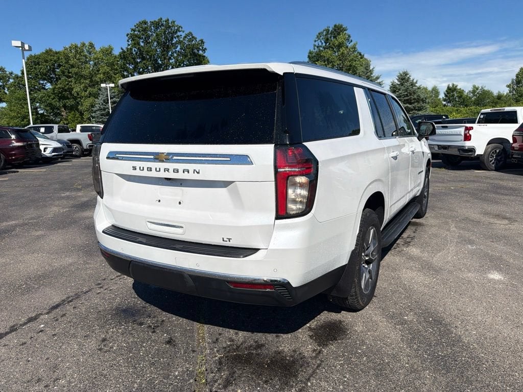2021 Chevrolet Suburban LT