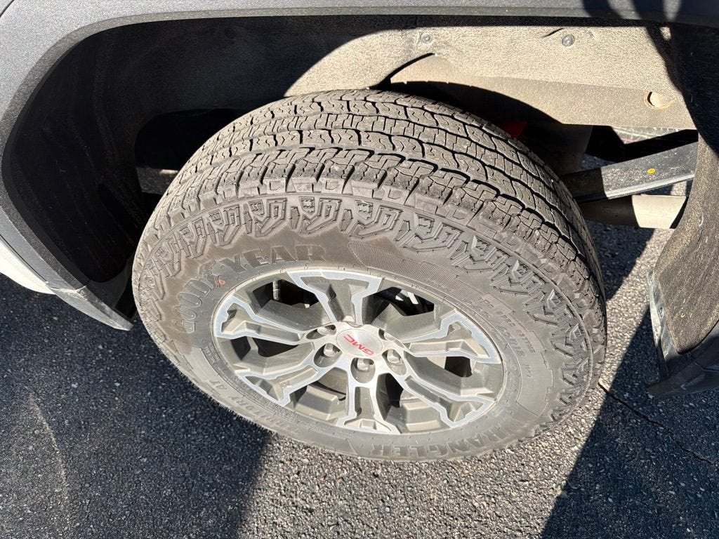 2025 GMC Sierra 1500 SLE