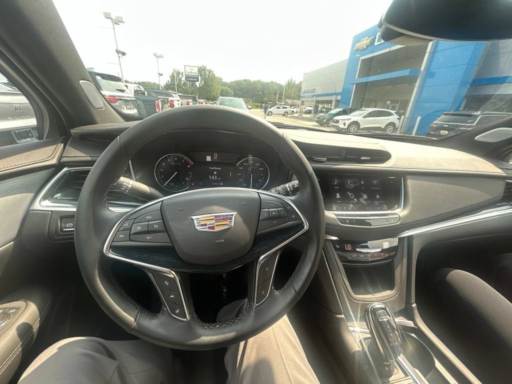 2025 Cadillac XT5 Premium Luxury
