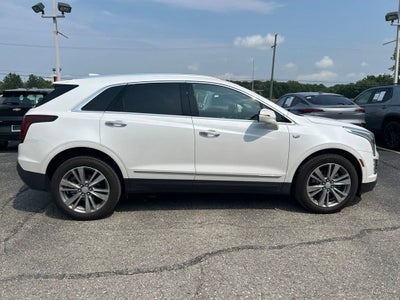 2025 Cadillac XT5 Premium Luxury
