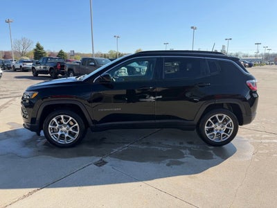 2023 Jeep Compass Latitude Lux FWD