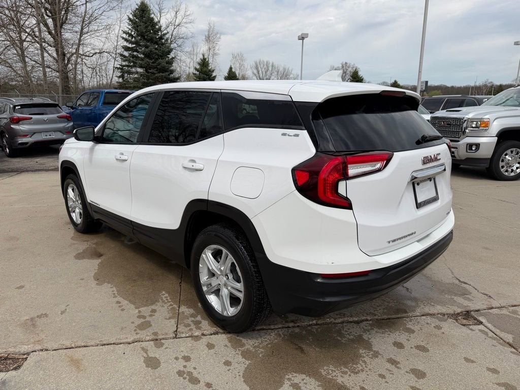 2023 GMC Terrain SLE