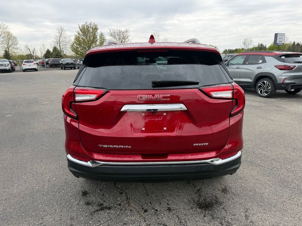 2023 GMC Terrain SLT