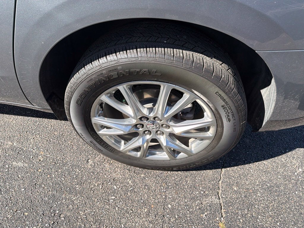 2024 Buick Enclave Essence